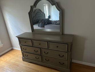 Dresser with mirror