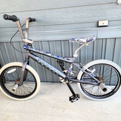 Midschool BMX Racing Covert SpecOps Bike.