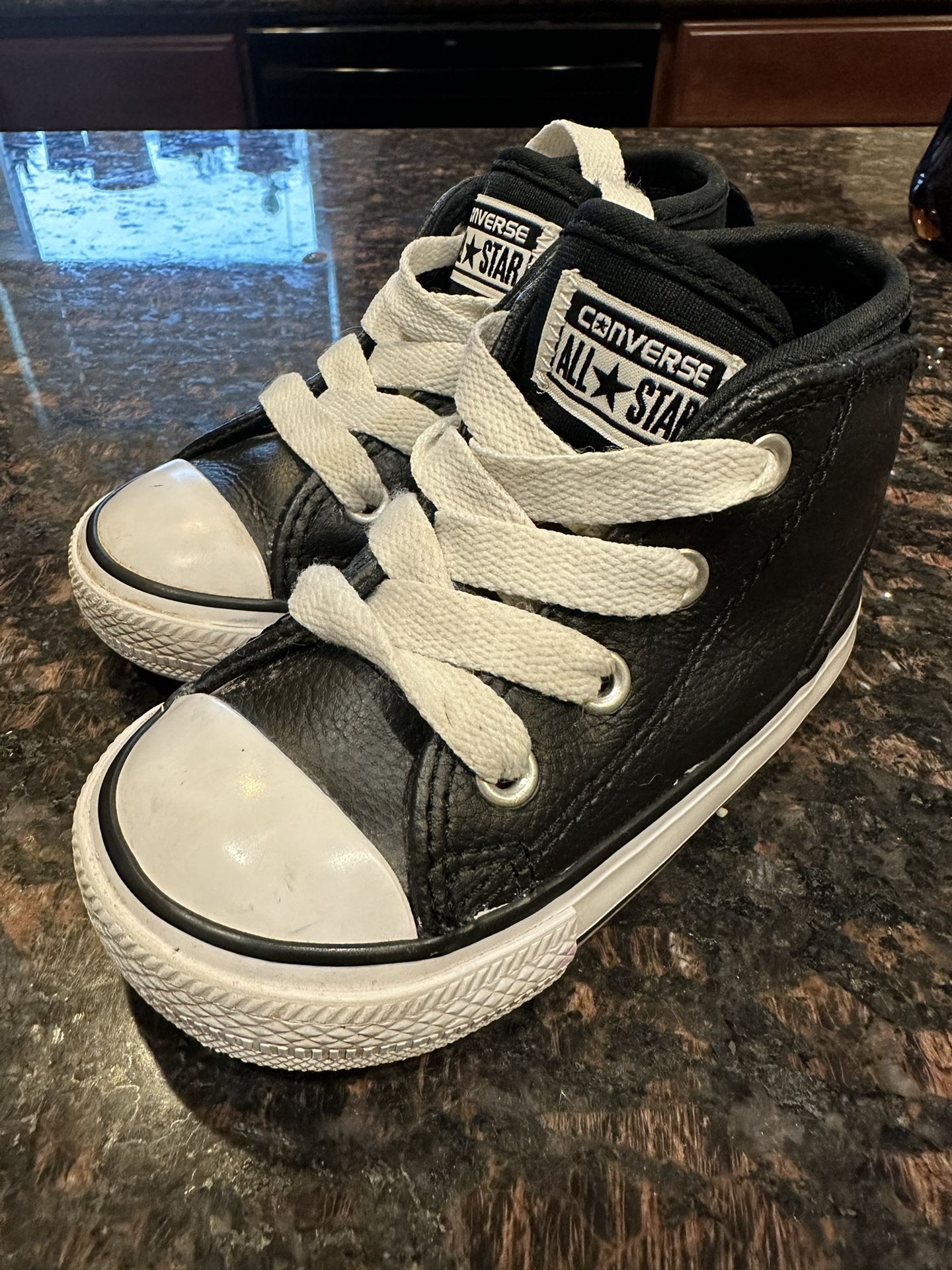 Toddler Infant Converse Sneakers Mid Top All Stars Black Size 6 GREAT SHAPE 