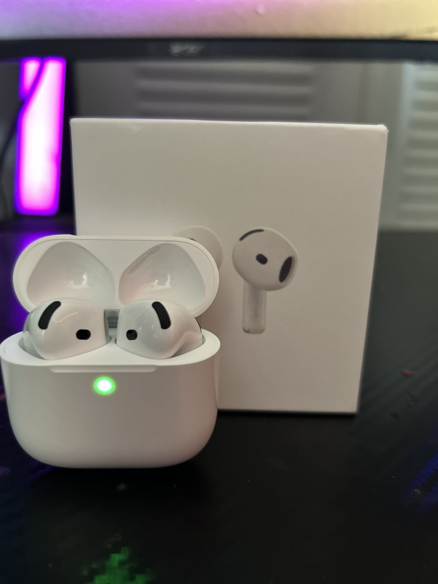 AirPod 4
