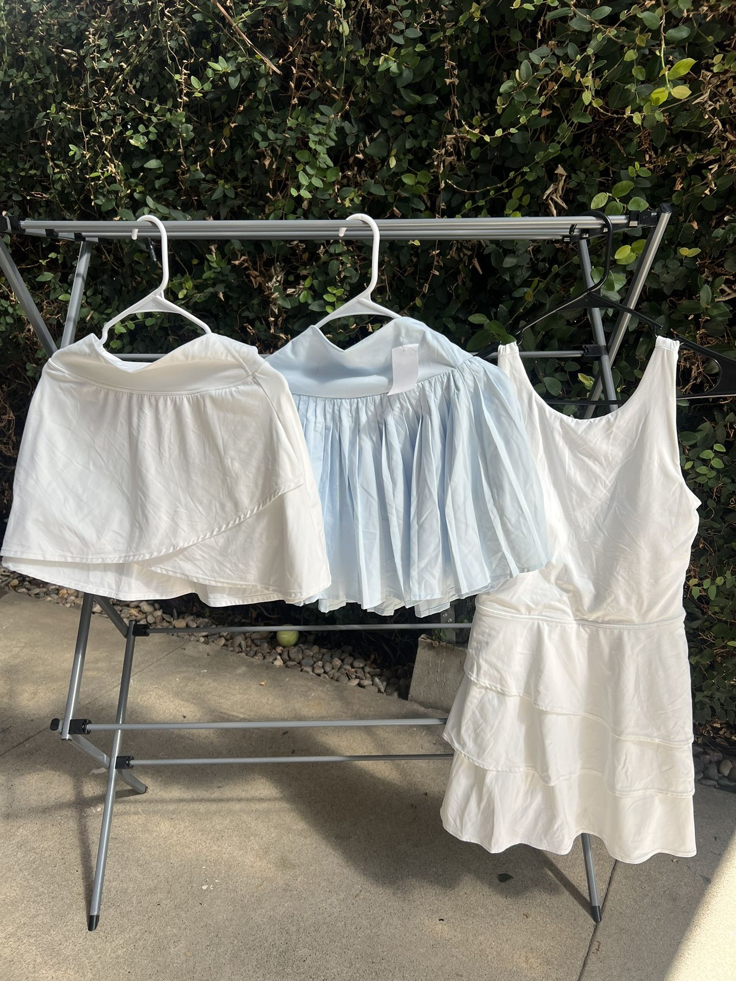 New Women’s Clothing $6 (Size Small)