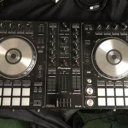 Pioneer DDJ SR1 Controller 