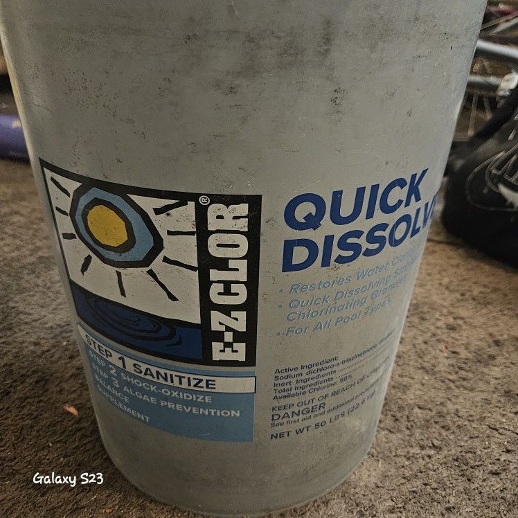 E-Z Clor Quick Dissolve Chlorine Shock