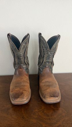 Men’s Ariat Boots Size 9.5