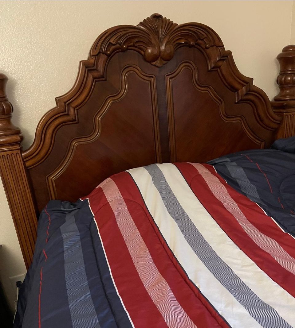 Bedroom set With Mattress Queen Size