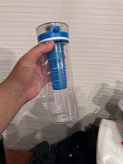 Cool Gear Clear Plastic Infuser Water Bottle with Blue Freezer Stick / Infuser Rod