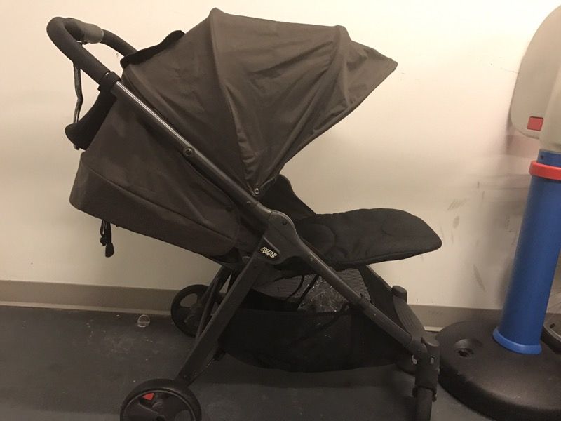 Mamas and papas lightweight stroller