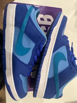 Nike SB Dunk Low Blue Raspberry Sneakers