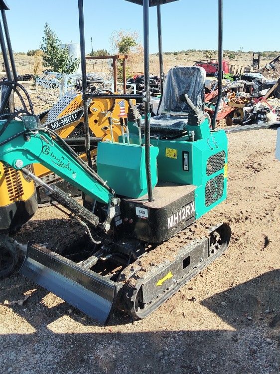 Mini Excavator With 9 Attachments