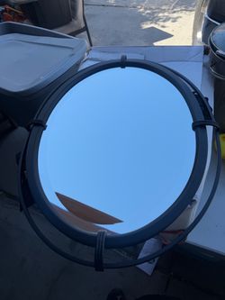 Round Wall Mirror with Metal Frame