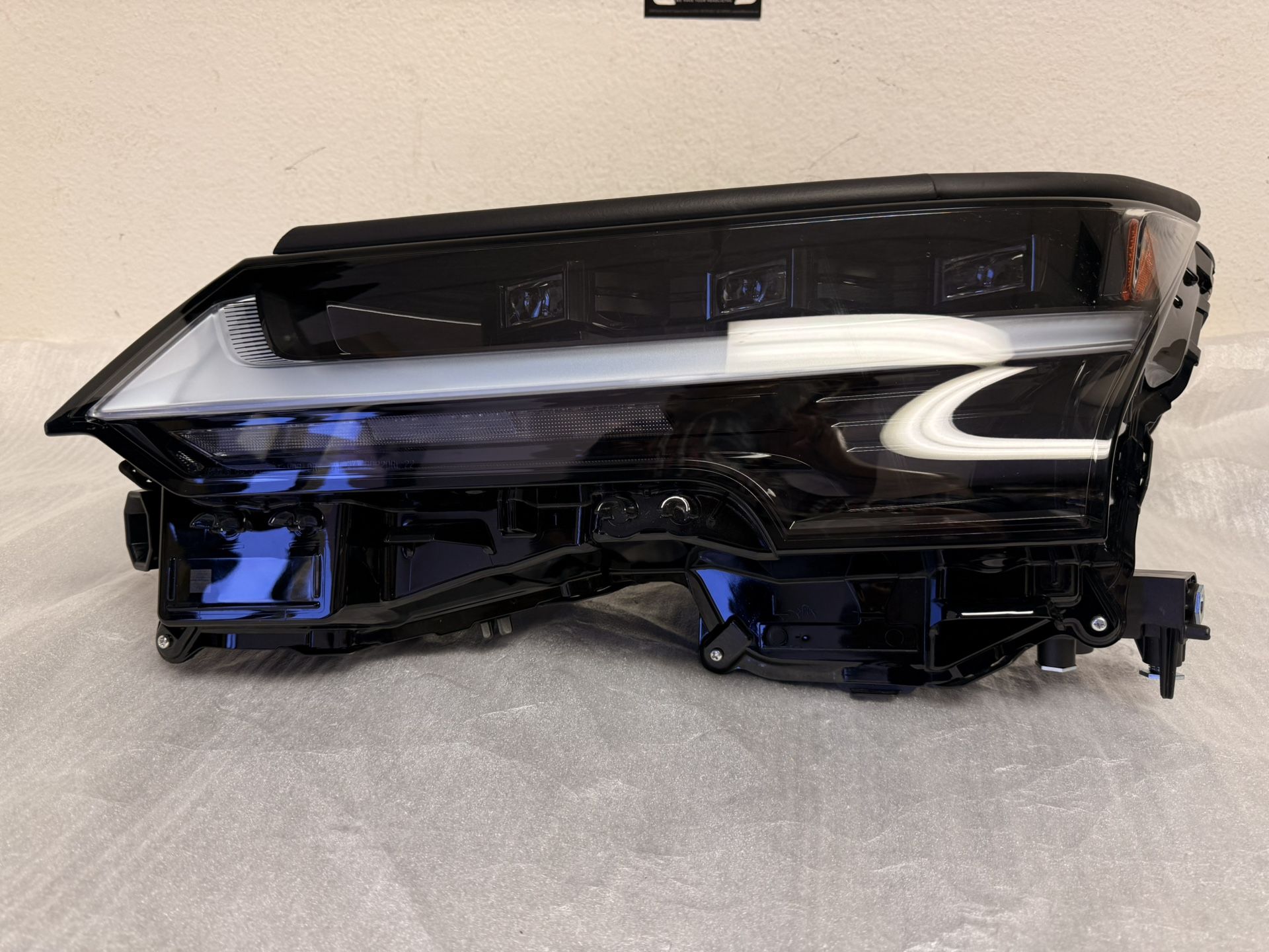 2024 2025 LEXUS GX550 LEFT SIDE LED TRIPLE BEAM HEADLIGHT OEM NICE