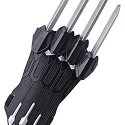 Black Panther Retractable Claws 