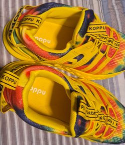 Vibrant Kids sneakers