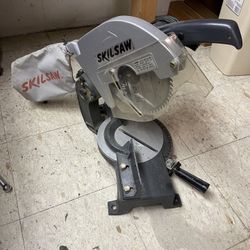 Skilsaw 10” Miter Saw 