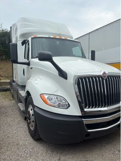 2021 Semi truck CDL