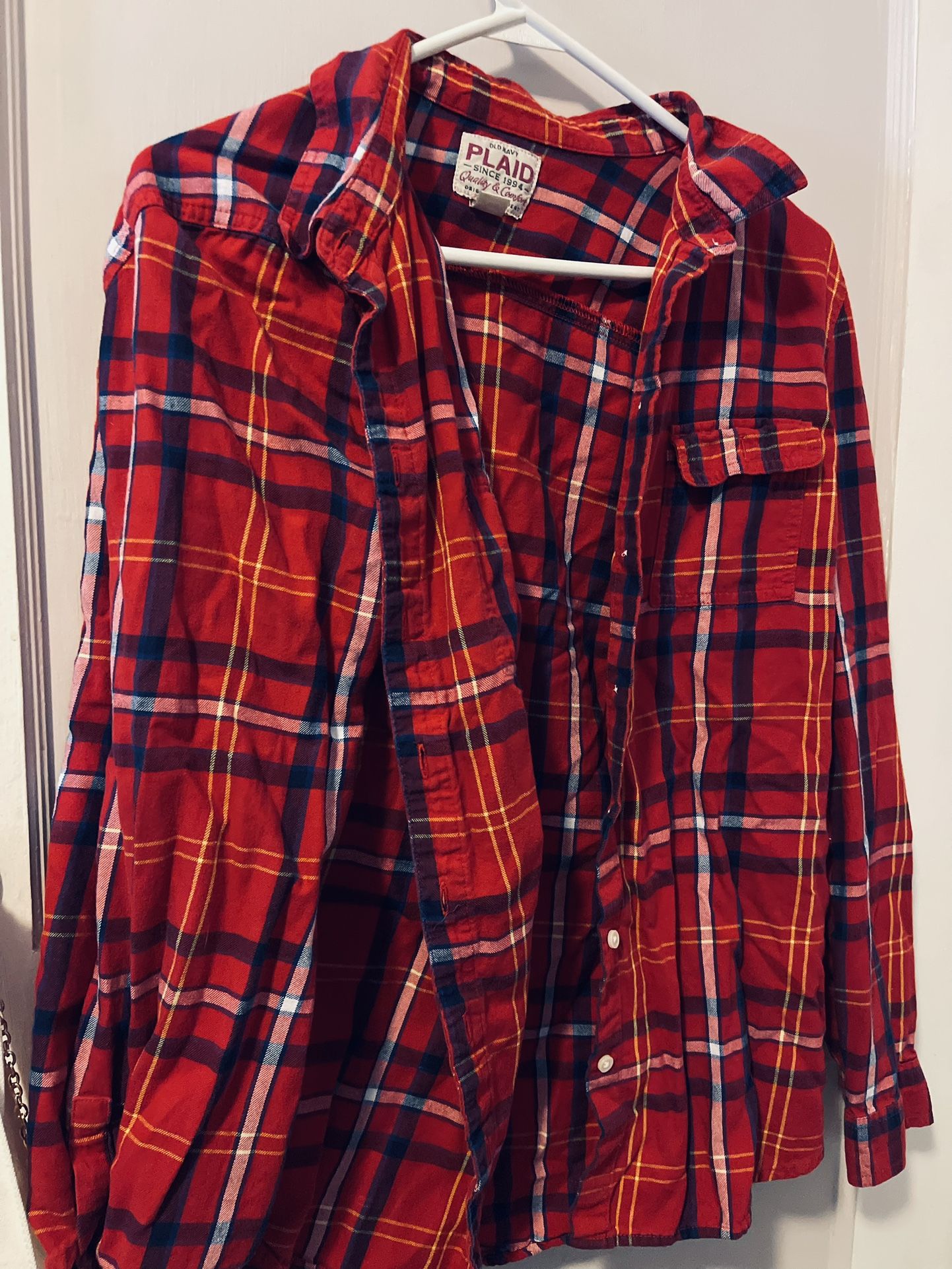 Vintage 1990’s | Old Navy Original Garment | Women’s Plaid Shirt | Size L
