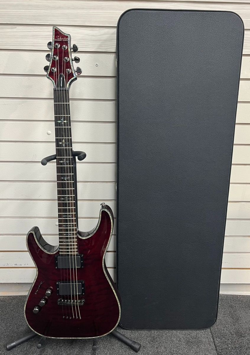 Schecter Hellraiser C-1 electric guitar (A1G009320)
