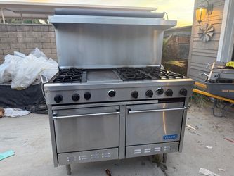 Viking Stainless Steel 6-Burner Gas Range with Griddle
