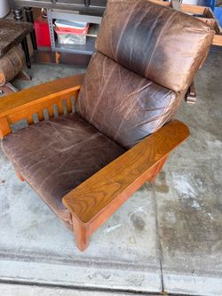 Leather recliner