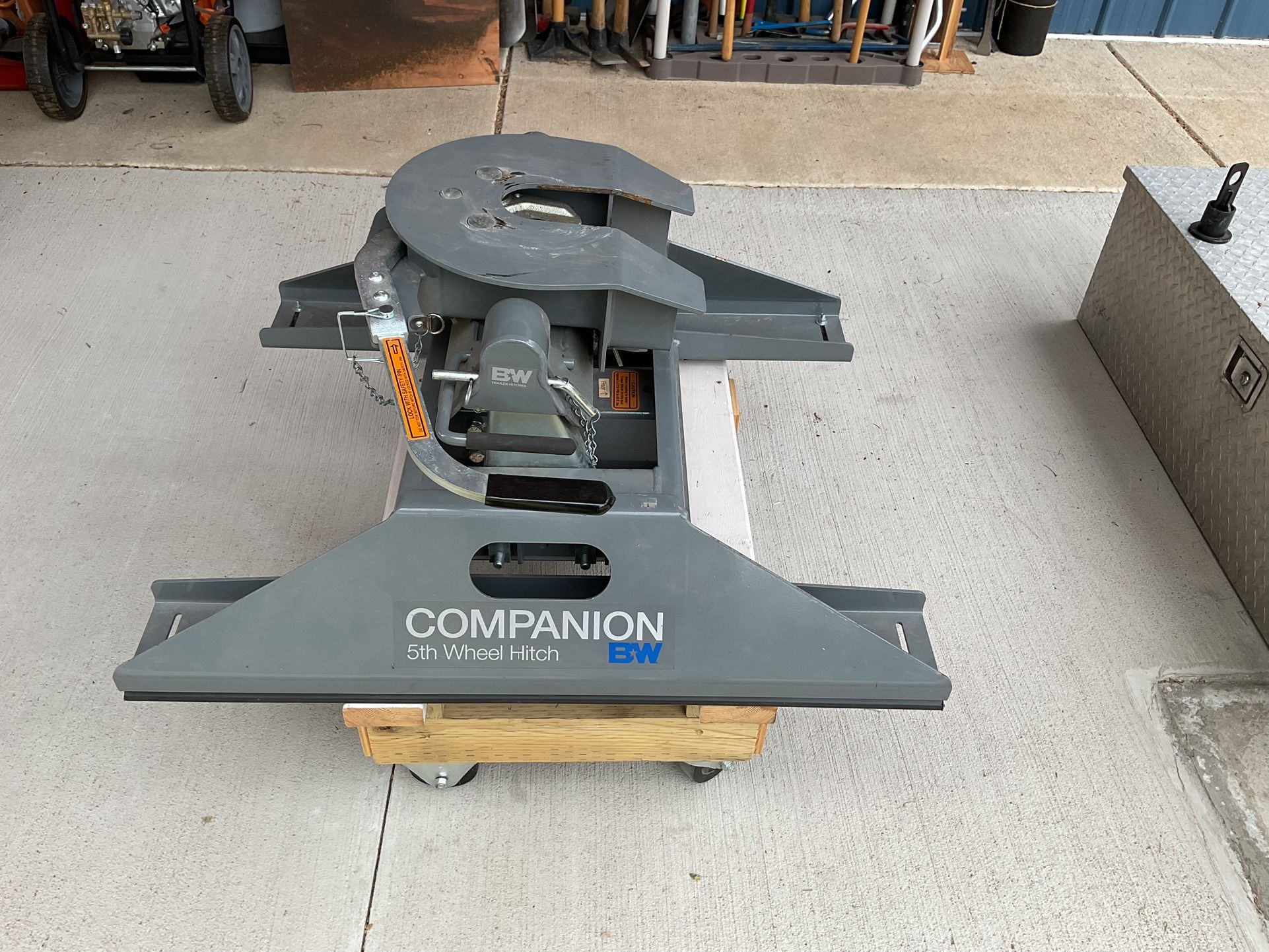 Fifth Wheel Hitch