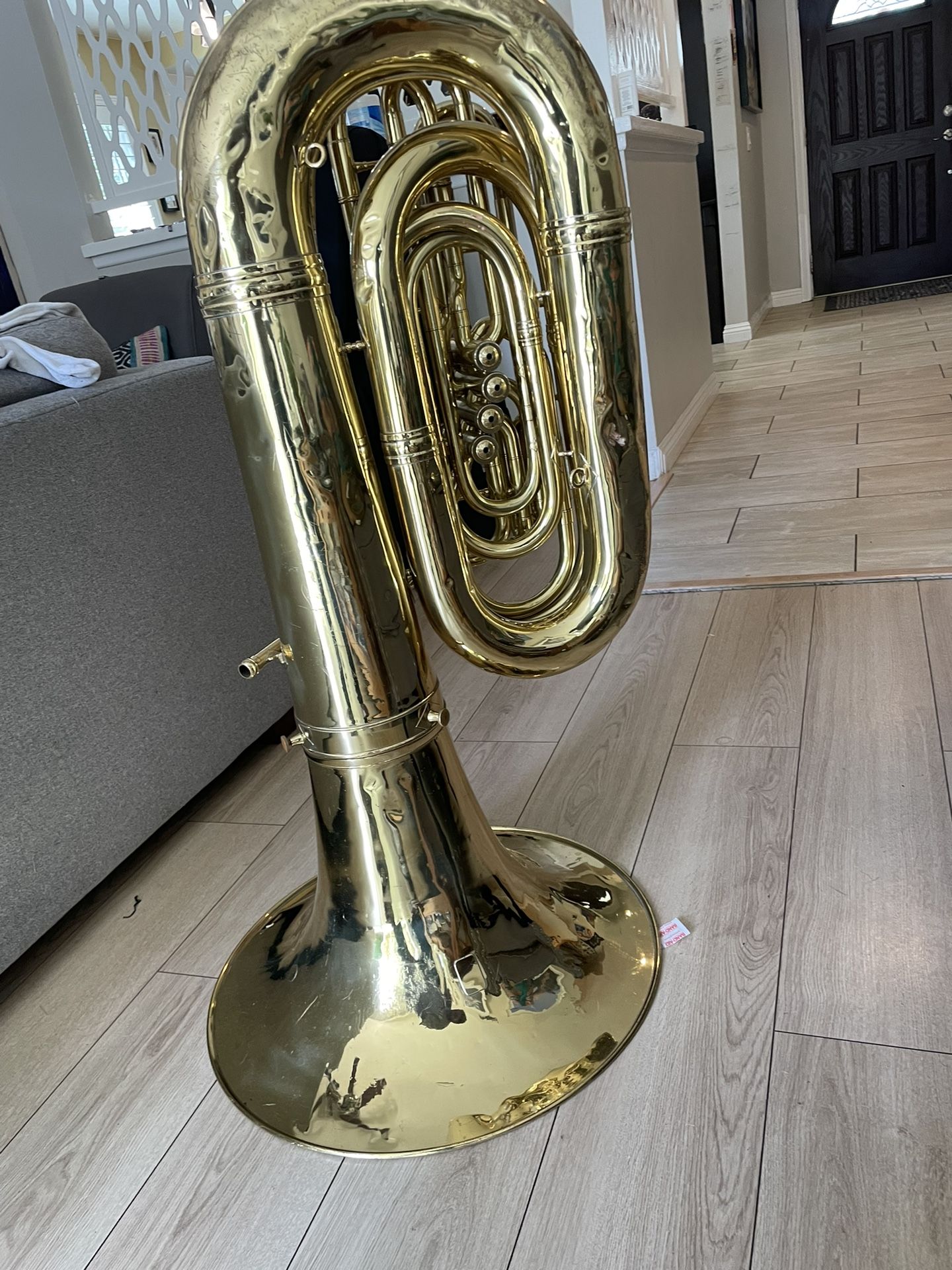 King Tuba Bbb 4 Valve Tuba