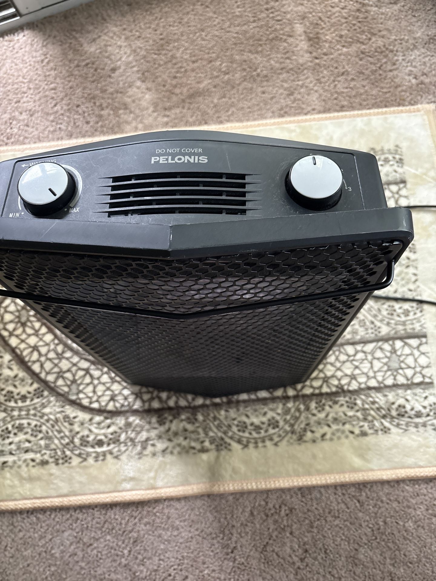 Pelonis Electric Space Heater – Great Condition