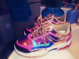 Yoki shoes brand new. Girls size 5.5 . Cute!