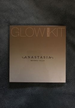 Anastasia Beverly Hills glow kit sun dipped