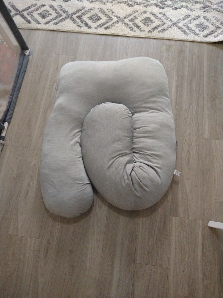 Pregnancy Pillow