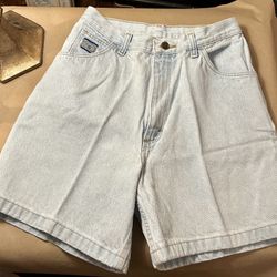 Wm#1006, Womens Size 10 Wrangler Cotton Shorts