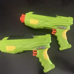 Set Of 2 Nerf Guns