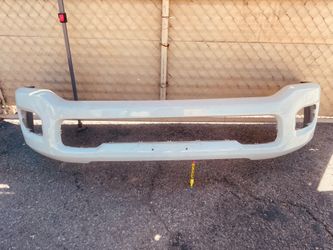 2019-2026 DODGE RAM 3500 FRONT BUMPER COVER OEM