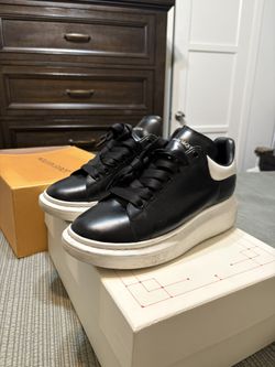Alexander Mcqueens Size 10