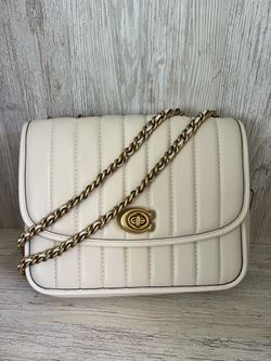 Coach Quilted Leather Madison Shoulder Bag – Chalk White 🤍