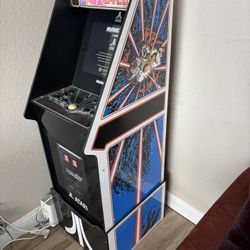 1Up Atari Legacy Edition Tempest Arcade Machine