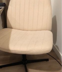 Criss Cross Chair swivel chair