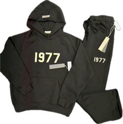Essentials 1977 sweater &sweats