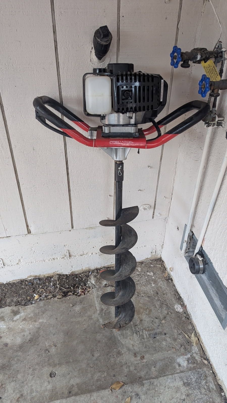 Predator Earth Auger Power Tool