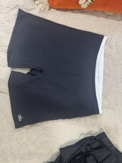 Alo 5” Double Up Short