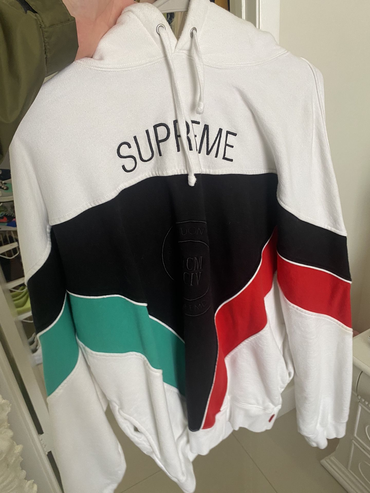 Supreme Authentic Hoodie Fw 18