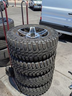 Jeep wheels 35 by 12.5 by20 lt