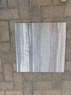 Vinyl plank/ tile