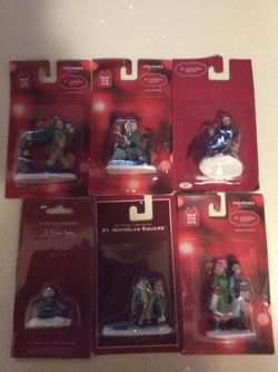 St. Nicholas Square accessories
