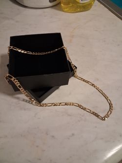 24 inch gold filed men's fiquro chain.