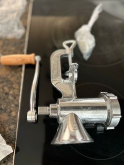 Manual Meat Grinder with Clamp