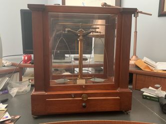 Seederer Pharmacy Chemist Scale 