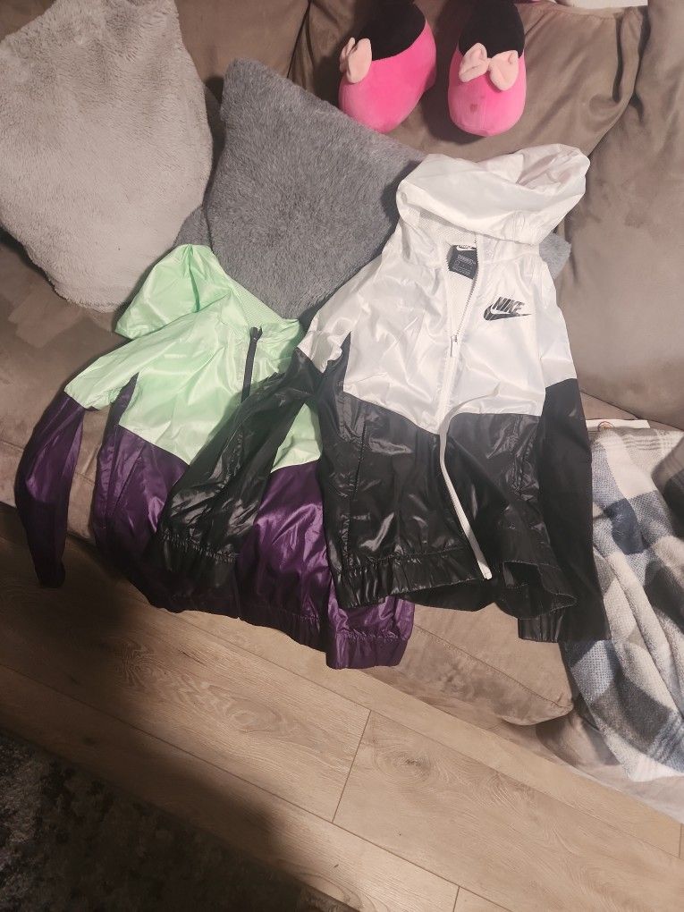 Nike Kids Windbreaker