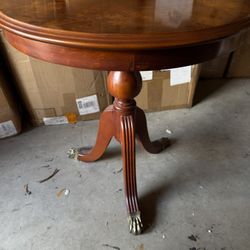 Round Wooden Pedestal Side Table with Claw Feet – 25” Tall, 23” Diameter – Cherry Finish