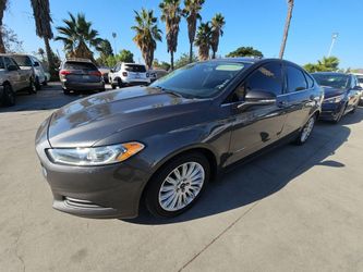 2016 Ford Fusion Hybrid