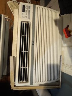 Lg 18000 BTU 208/230 Volt Window Mount Air Conditioner with Auto Cool